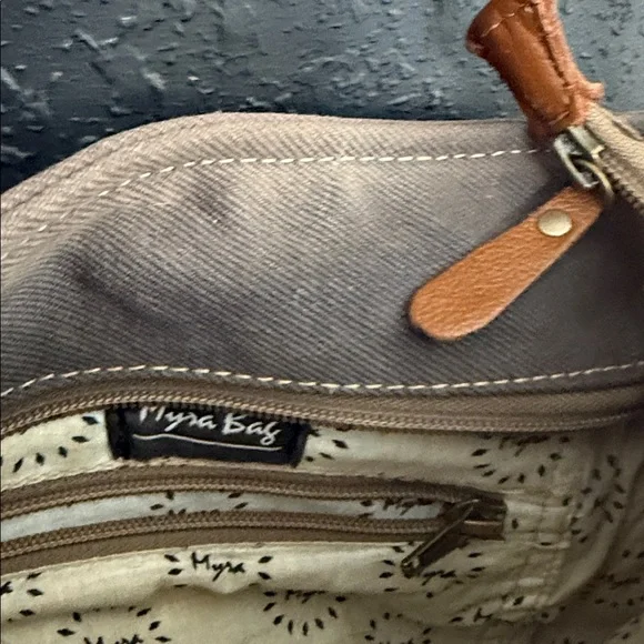 Myra Fringe Bag - Picture 3 of 3